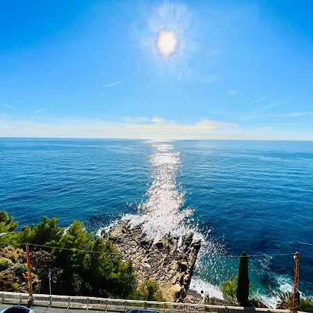 Suite Sunset 7 - Fronte Mare Санремо Экстерьер фото