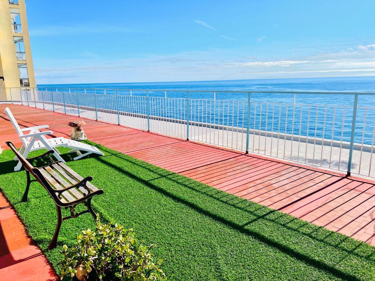 Suite Sunset 7 - Fronte Mare Санремо Экстерьер фото